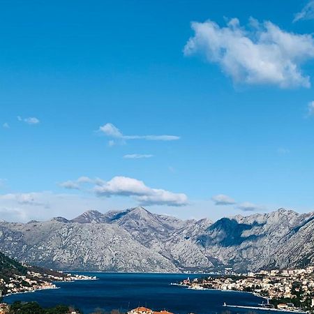 Gara 5 Lägenhet Kotor Exteriör bild